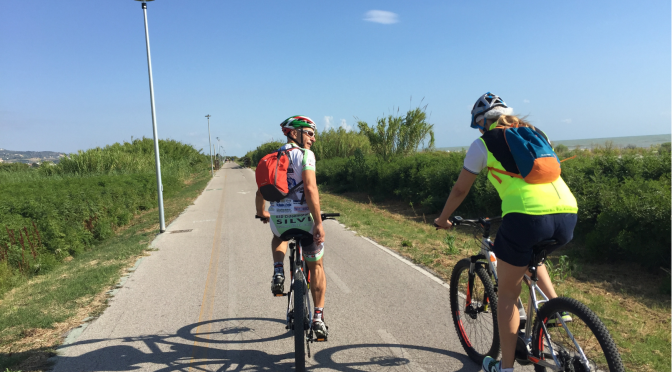 La pista ciclabile a Scerne di Pineto: un luogo che stimola i sensi